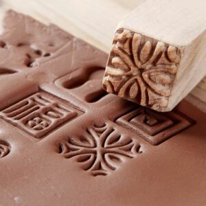 Tampons en bois sculptés pour poterie – Image 5